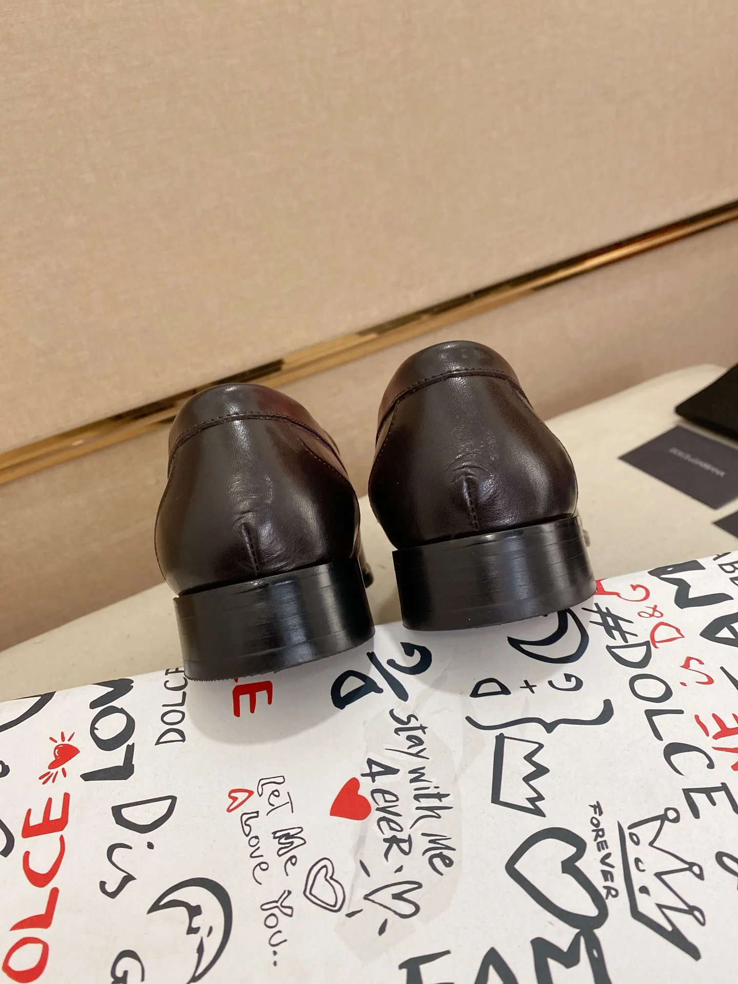Men's clothing and shoes💰 520💰🌲DG top-notch🔍🔍men's new leather shoes🚹sold at the same time⚠The uppers are imported cowhide from Italy, the entire imported cowhide lining, and imported accessories💪💪, completely 1⃣️ vs. 1⃣️🇮🇹 💪💪, ⚠Sole: The original sole is specially provided by the original factory, the exclusive movable molded sole is super comfortable, ⚠Original factory follow-up goods, 🔍🔍high quality, can be entered and exited at will, welcome to compare ⚠Size number: 38-44. Can be customized 45 non-returnable